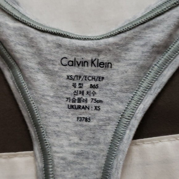 Calvin Klein bralette - Picture 2 of 4